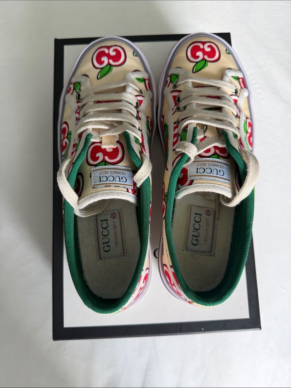Gucci Off-White GG Apple Tennis 1977 Sneakers - Picture 6 of 7